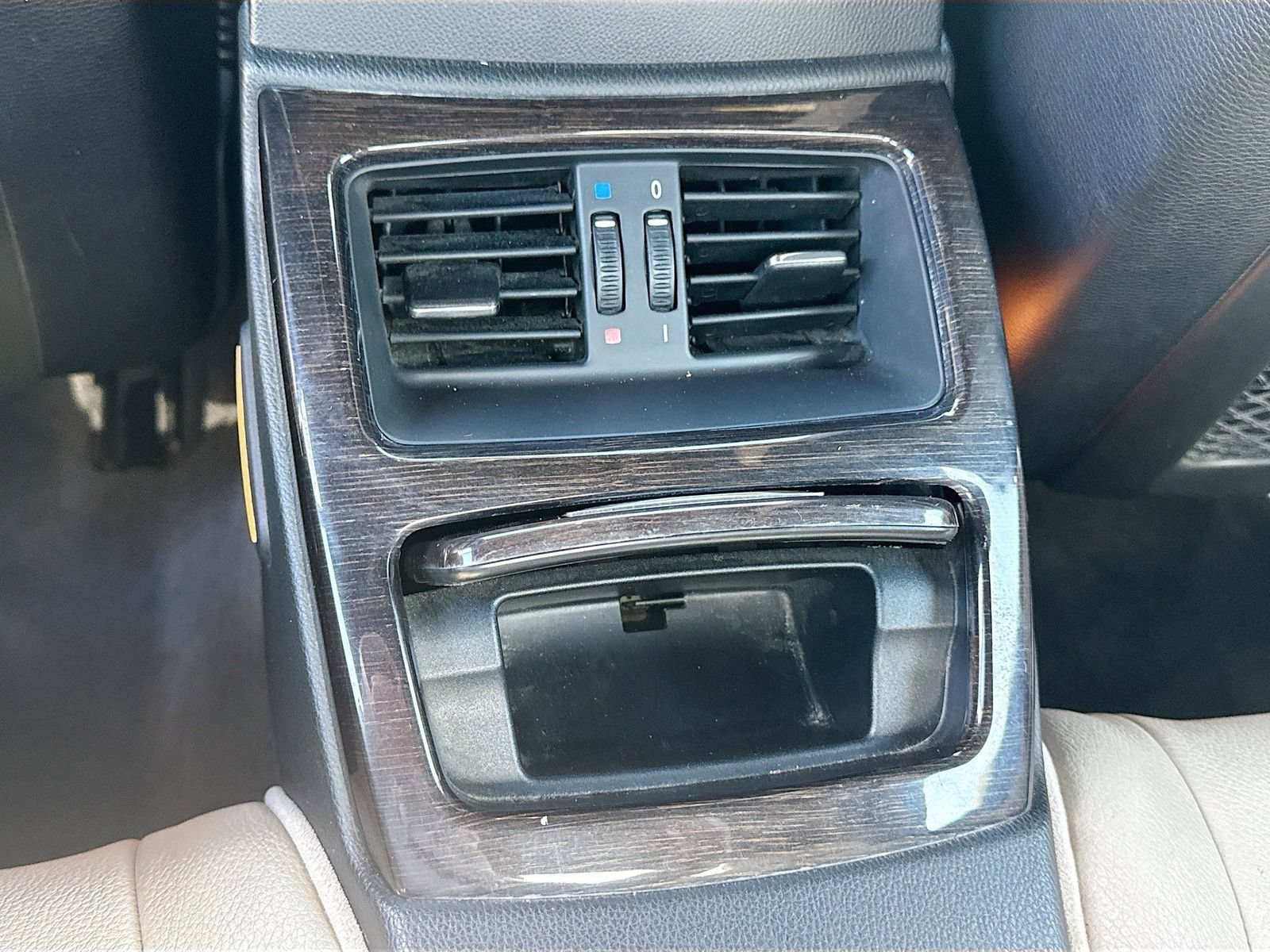 Used 2011 BMW 328i Convertible RWD image 19