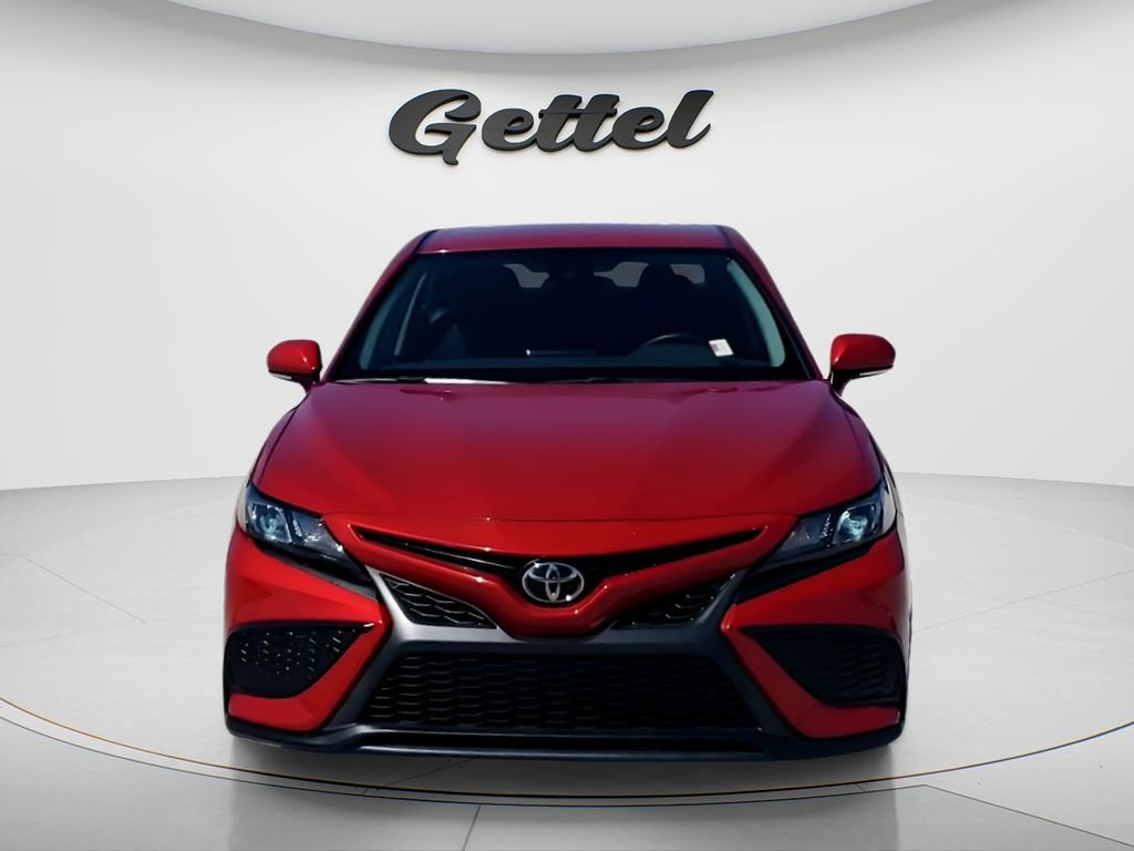 Certified 2022 Toyota Camry SE image 8