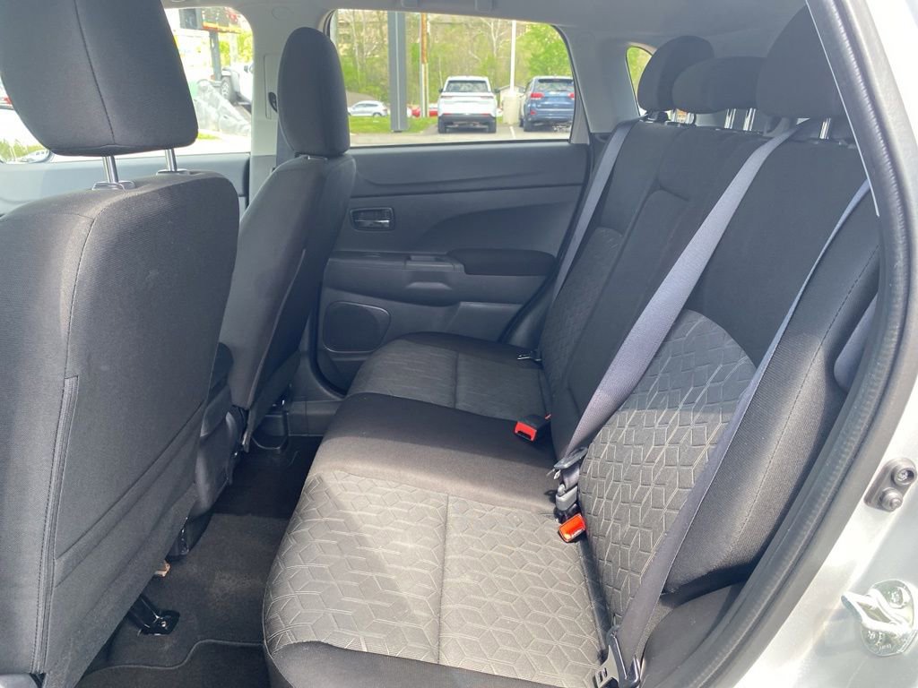 Used 2025 Mitsubishi Outlander Sport AWD image 18