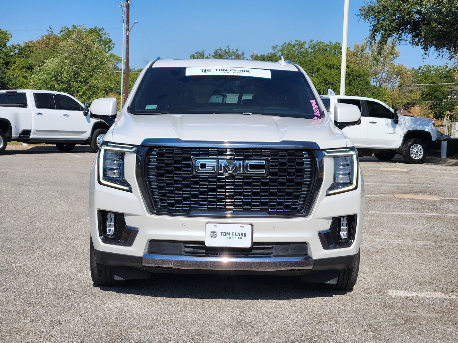 Used 2023 GMC Yukon Denali Ultimate AWD/4WD image 35
