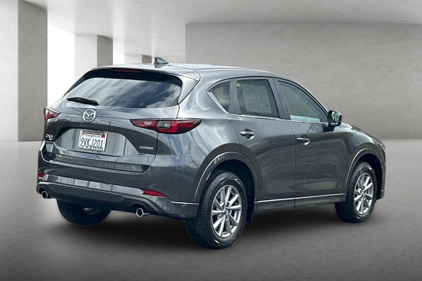 Certified 2025 MAZDA CX-5 AWD 2.5 S w/ Preferred Package image 4
