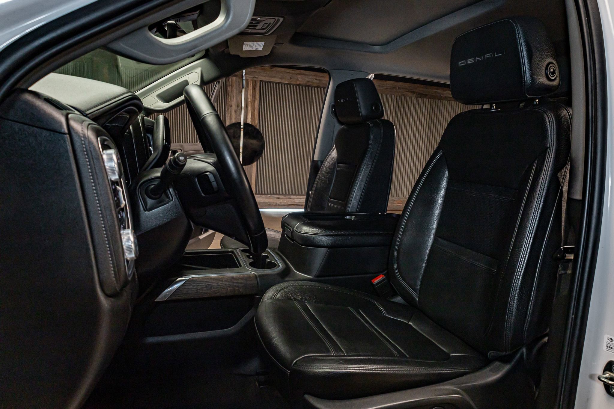 Used 2021 GMC Sierra 1500 Denali w/ Denali Ultimate Package image 19