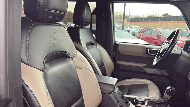 Used 2023 Ford Bronco Wildtrak image 31