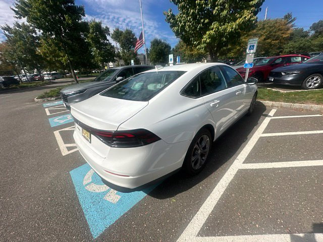 Certified 2024 Honda Accord EX image 5