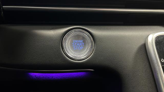 Used 2025 Genesis GV80 3.5T Advanced AWD/4WD image 22