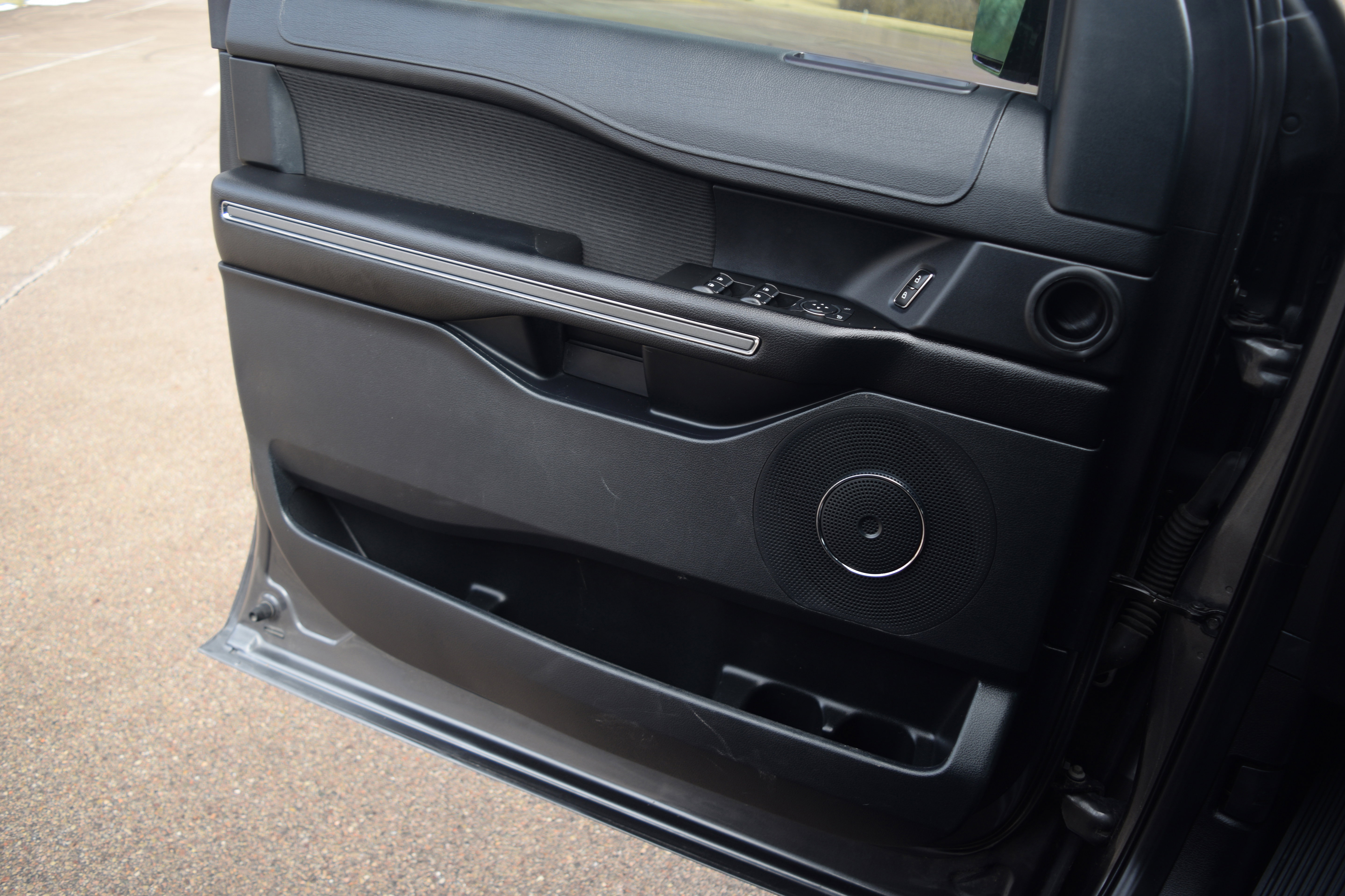 Used 2020 Ford Expedition XLT image 20