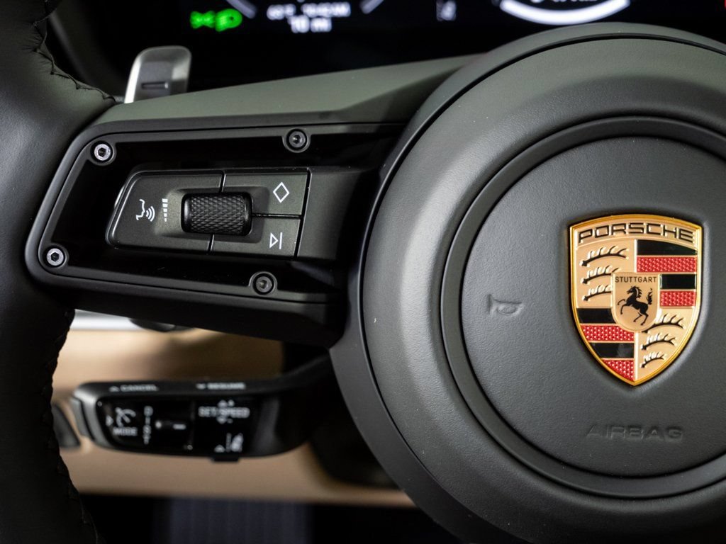Certified 2026 Porsche Cayenne Coupe AWD/4WD image 10