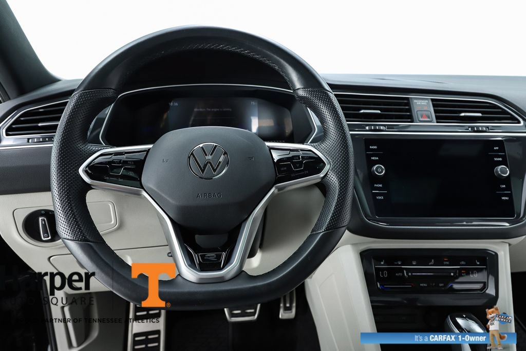Used 2024 Volkswagen Tiguan SE R-Line FWD image 58