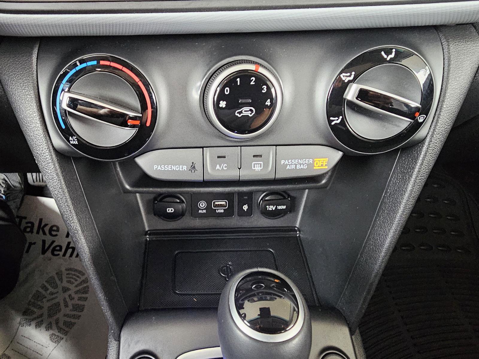 Used 2021 Hyundai Kona SEL Plus w/ Cargo Package image 26