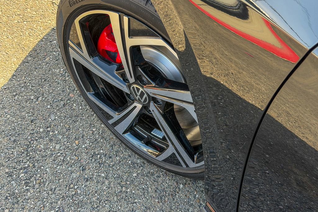 New 2025 Volkswagen GTI SE image 11