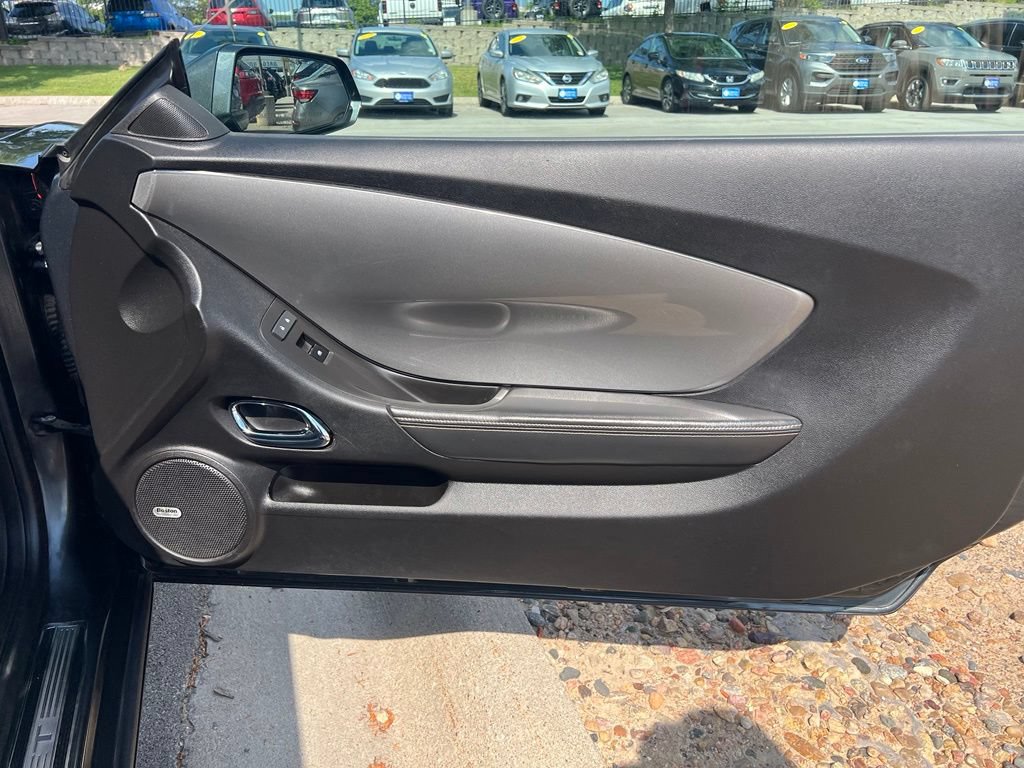 Used 2012 Chevrolet Camaro SS RWD image 24