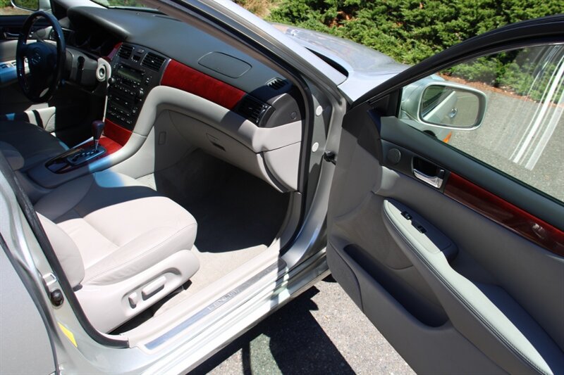 Used 2003 Lexus ES 330 FWD image 14