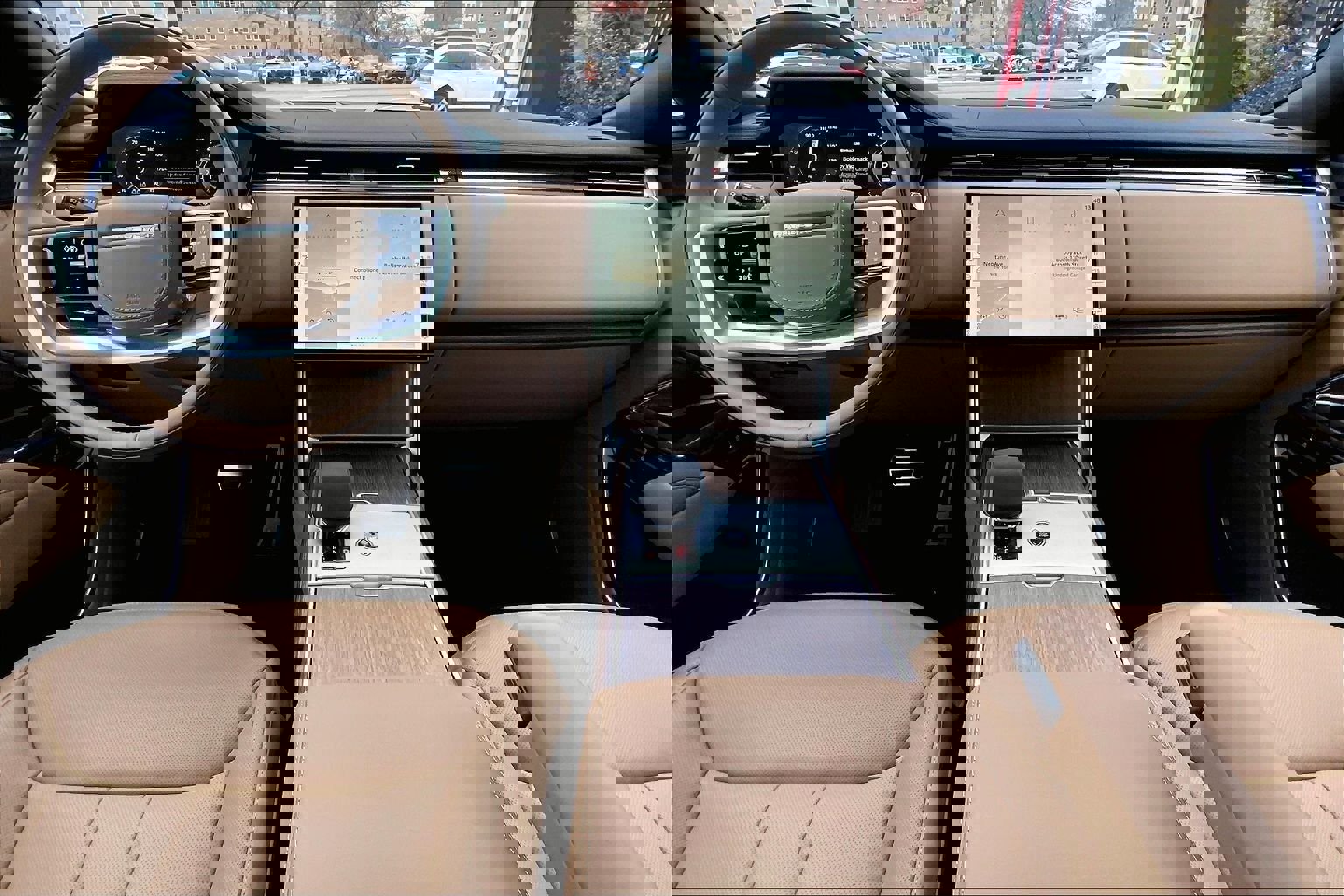 New 2026 Land Rover Range Rover SE image 5