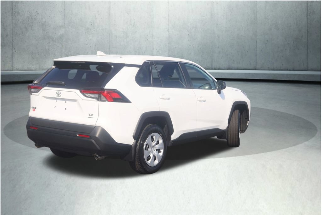 Used 2023 Toyota RAV4 LE AWD/4WD image 20