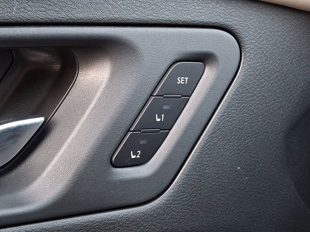 Used 2024 Nissan Ariya AWD image 24