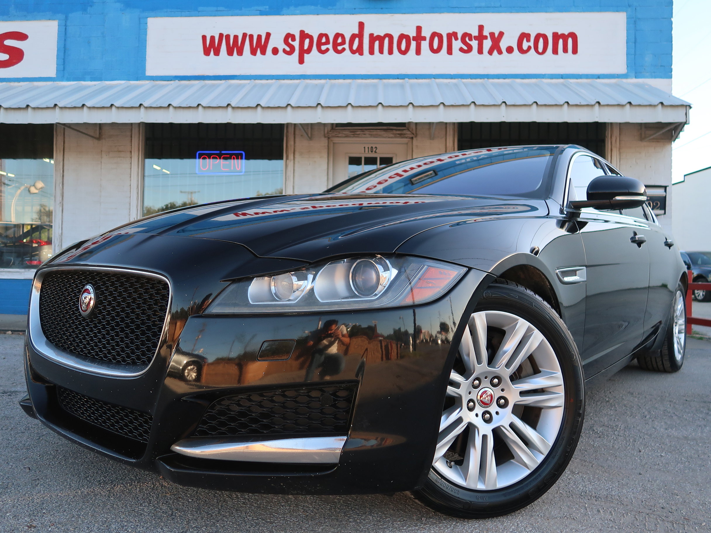 Used 2016 Jaguar XF Premium