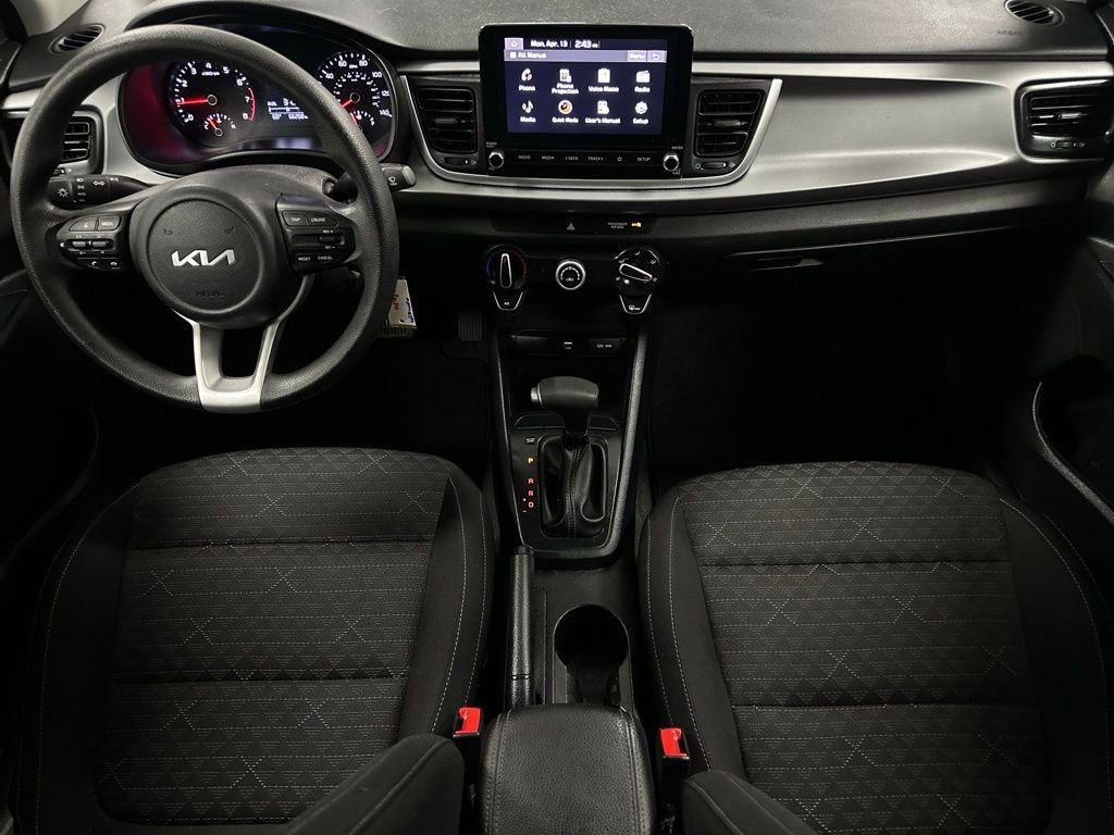 Used 2022 Kia Rio S image 2