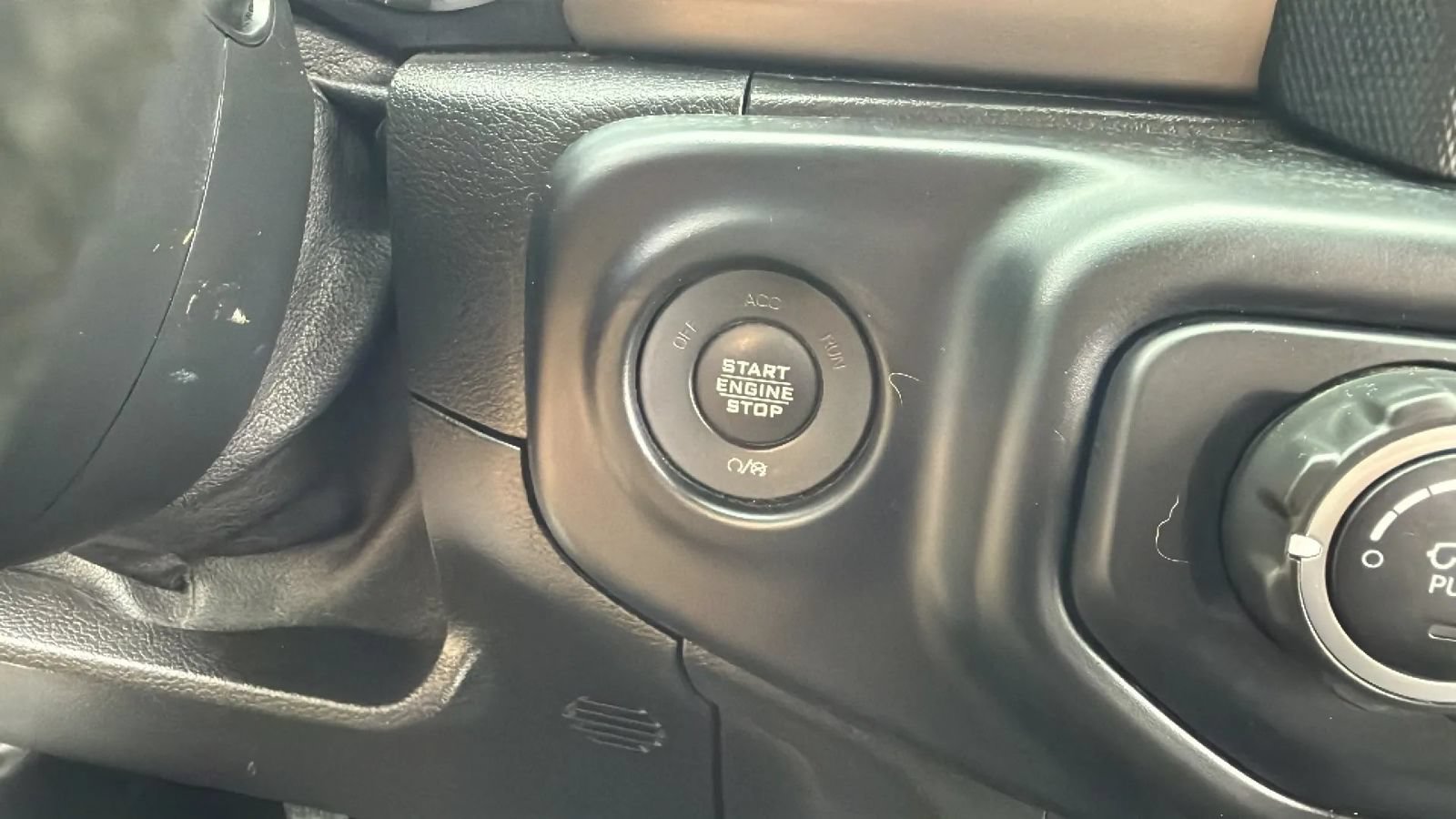 Used 2020 Jeep Wrangler Unlimited Sport AWD/4WD image 20