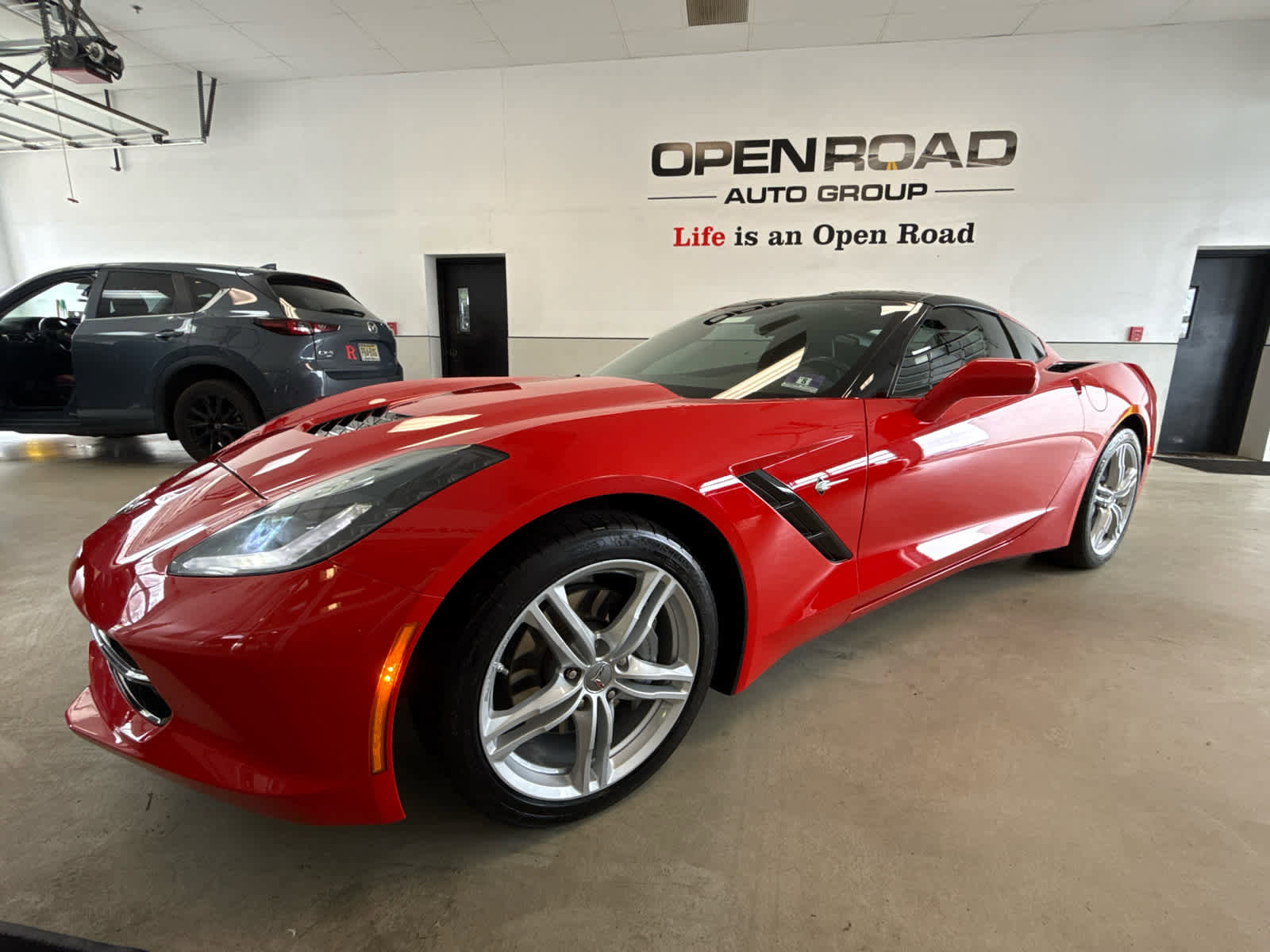 Used 2017 Chevrolet Corvette Stingray Coupe w/ Battery Protection Package image 2