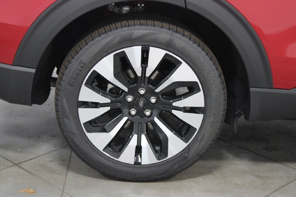 New 2026 Ford Explorer Platinum w/ LUX Leather Package AWD/4WD image 12