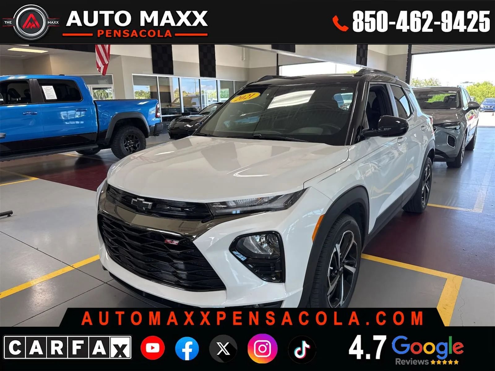 Used 2021 Chevrolet TrailBlazer RS w/ Sun and Liftgate Package FWD image 1