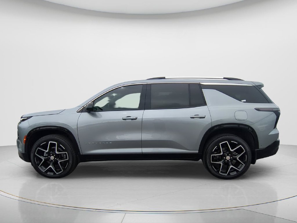 Used 2025 Chevrolet Traverse High Country FWD image 8