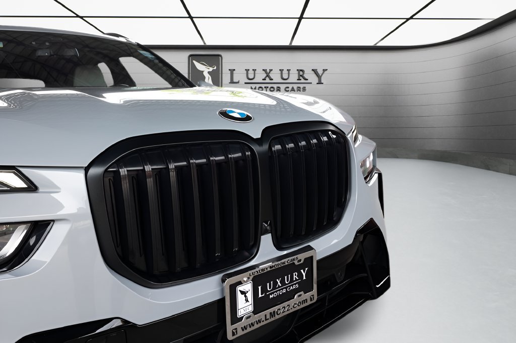 Used 2023 BMW X7 xDrive40i w/ Executive Package AWD/4WD image 15
