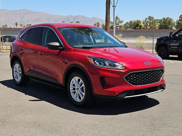 Used 2022 Ford Escape SE w/ Convenience Package FWD image 5