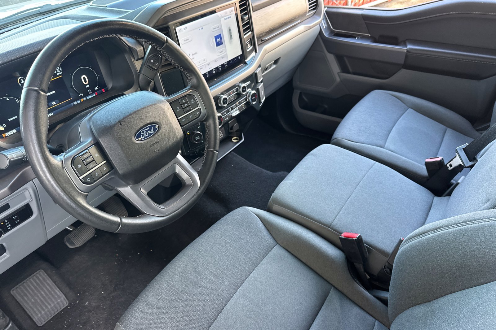 Used 2025 Ford F150 XLT w/ Equipment Group 301A Standard AWD/4WD image 9