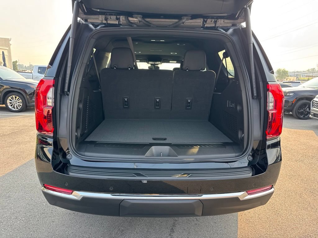 Used 2025 GMC Yukon XL Elevation RWD image 27