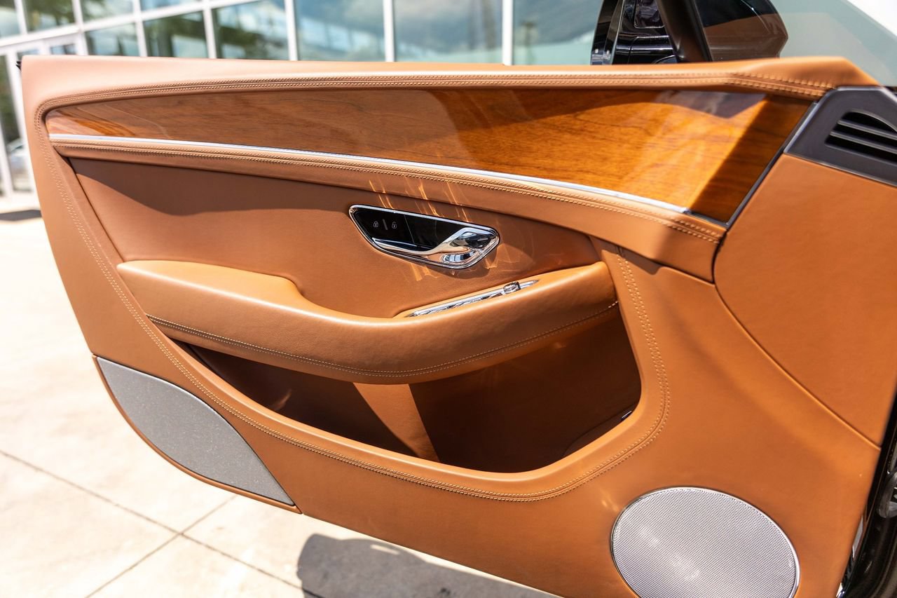 Certified 2022 Bentley Continental GT AWD/4WD image 39