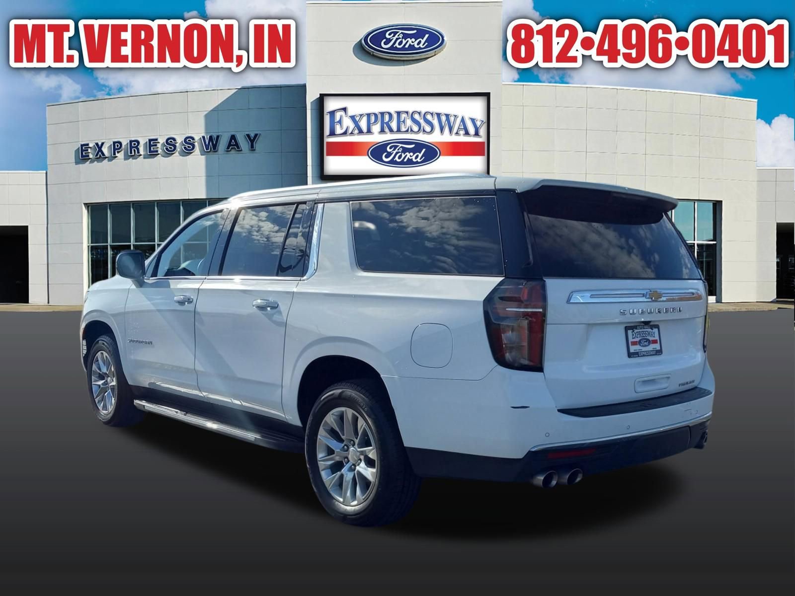 Used 2023 Chevrolet Suburban Premier AWD/4WD image 9