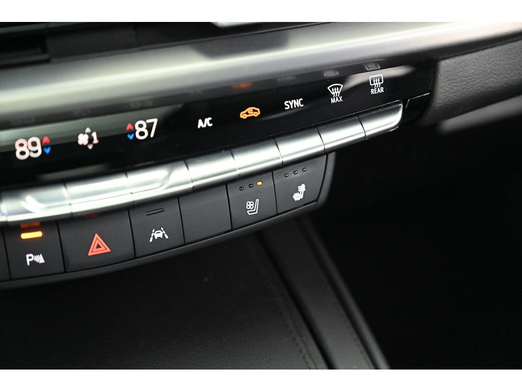 Used 2024 Cadillac XT4 Premium Luxury image 45