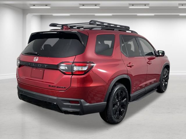 New 2026 Honda Pilot Black Edition image 3