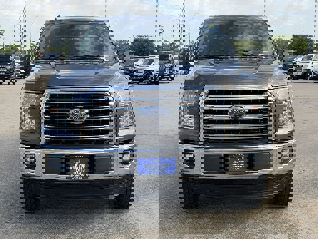 Used 2015 Ford F150 XLT w/ Equipment Group 302A Luxury RWD image 3