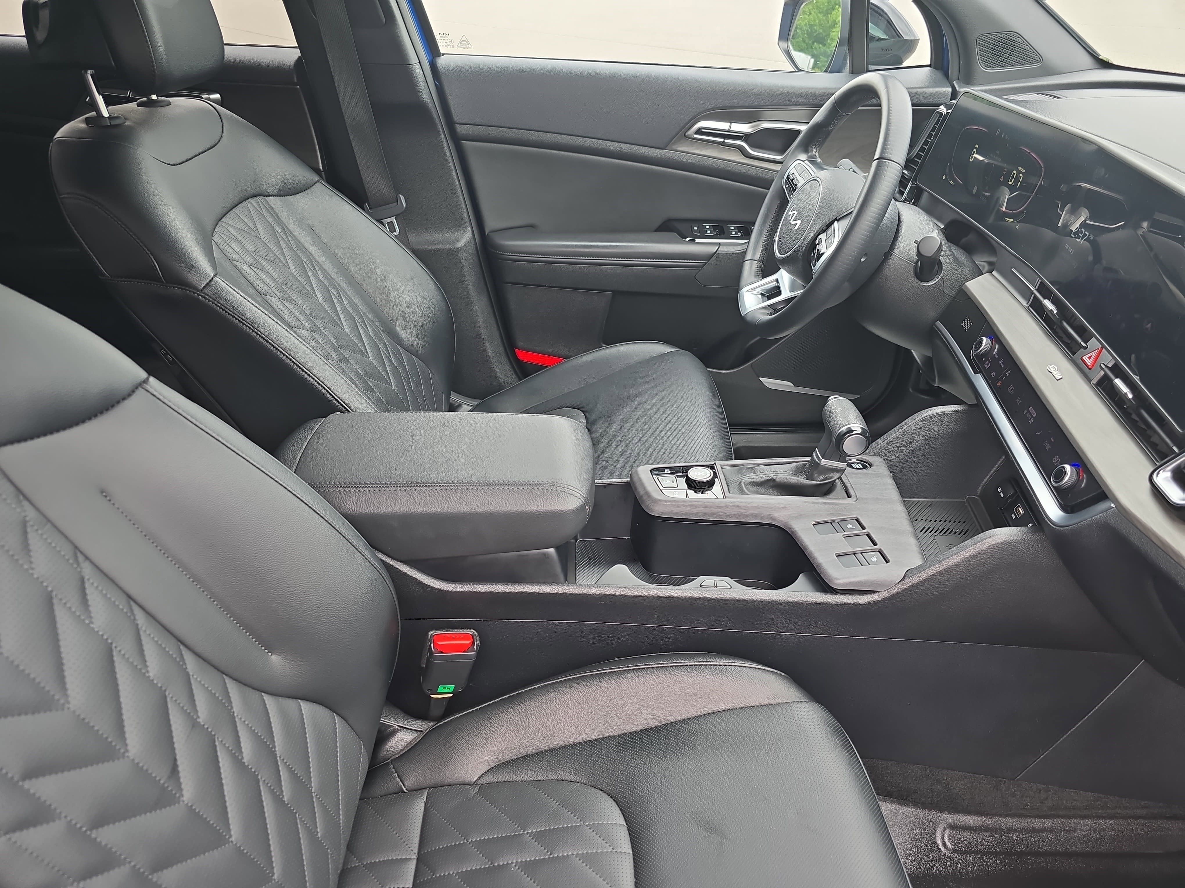 Used 2024 Kia Sportage X-Line w/ X-Line Premium Package AWD/4WD image 10