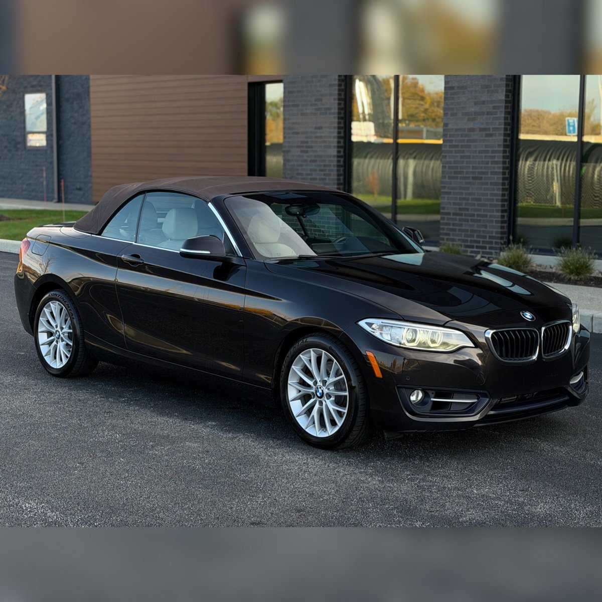 Used 2016 BMW 228i xDrive Convertible image 11