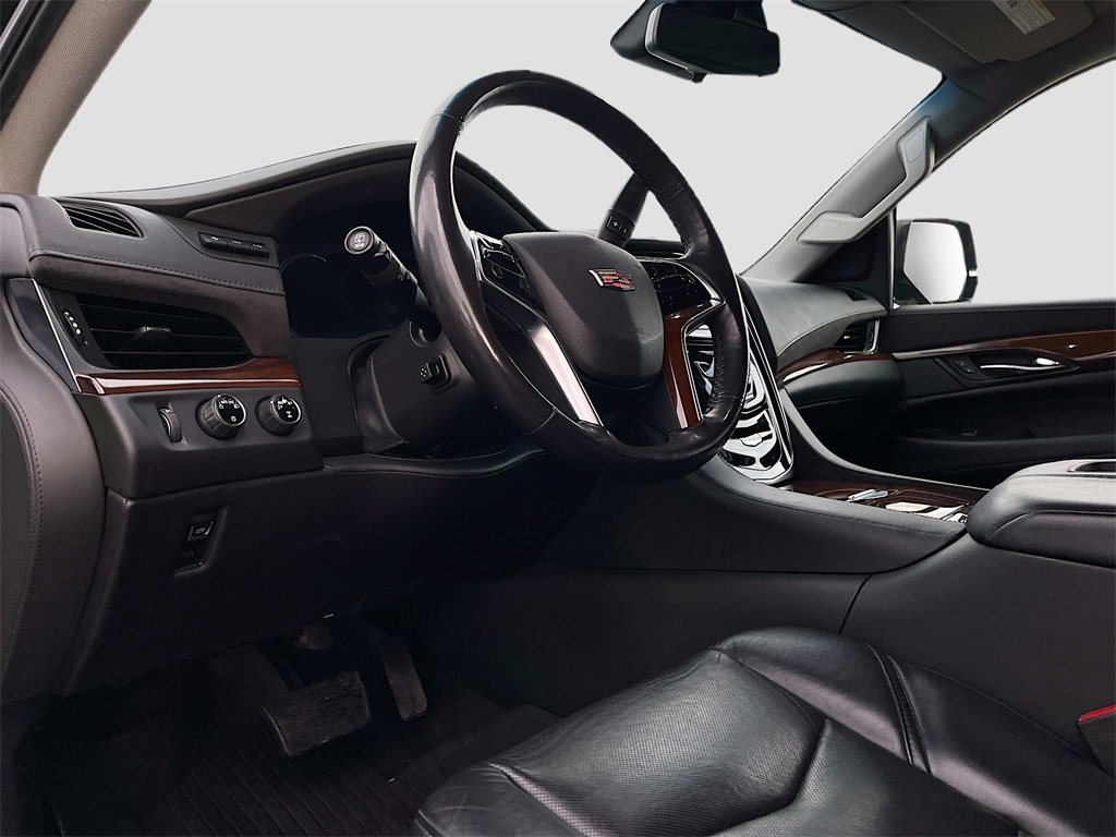 Used 2020 Cadillac Escalade Premium Luxury w/ Escalade Sport Edition image 9