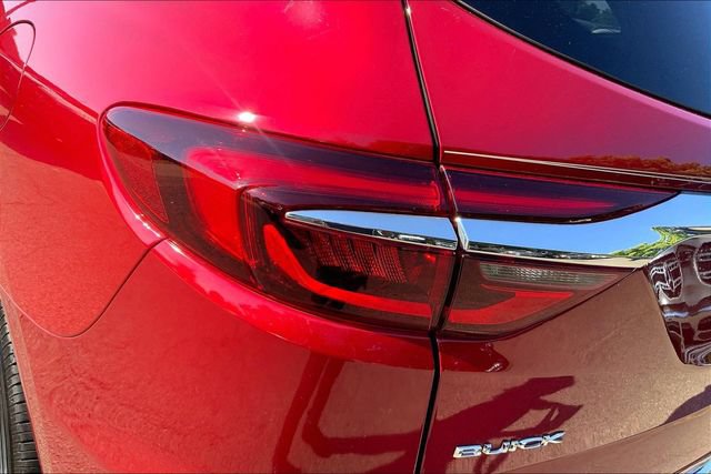 Used 2018 Buick Enclave Essence FWD image 24