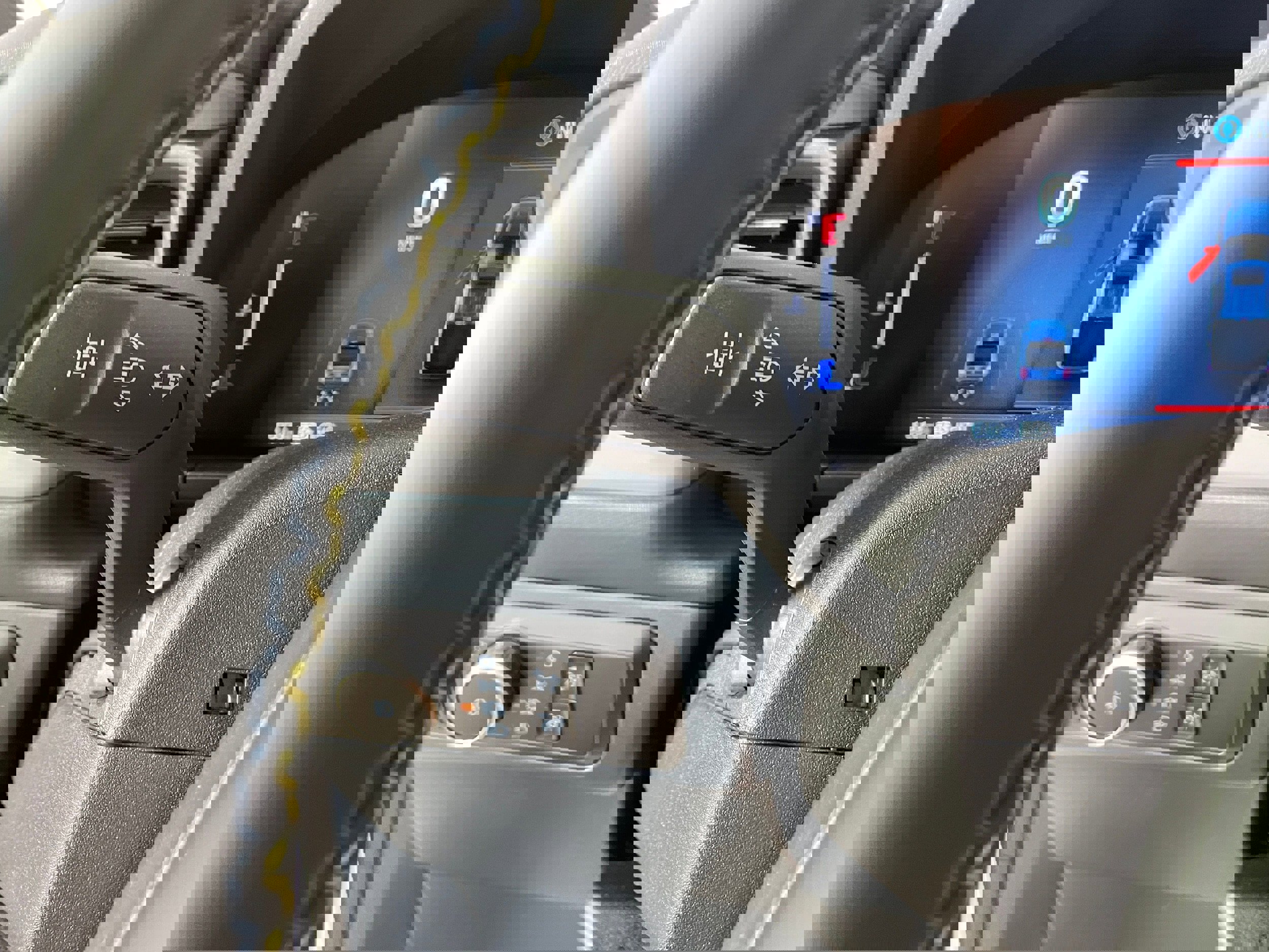 New 2025 Ford Maverick Lobo image 11