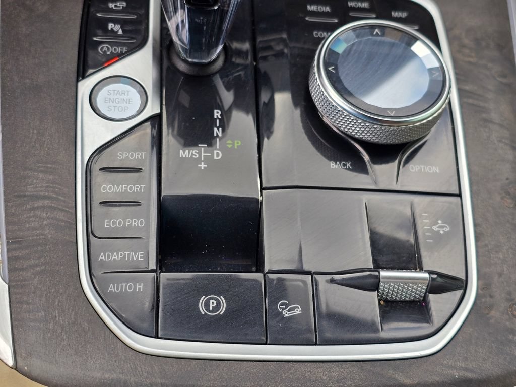 Used 2019 BMW X7 xDrive50i w/ M Sport Package AWD/4WD image 28