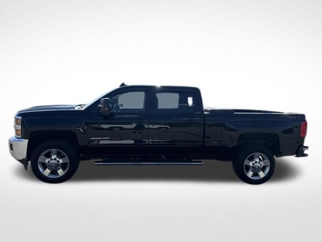 Used 2018 Chevrolet Silverado 2500 LT w/ LT Convenience Package AWD/4WD image 2