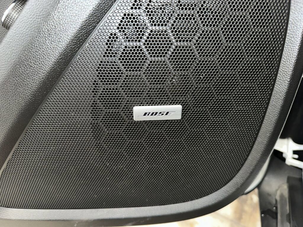 Certified 2023 Chevrolet Traverse RS w/ LPO, Floor Liner Package image 10