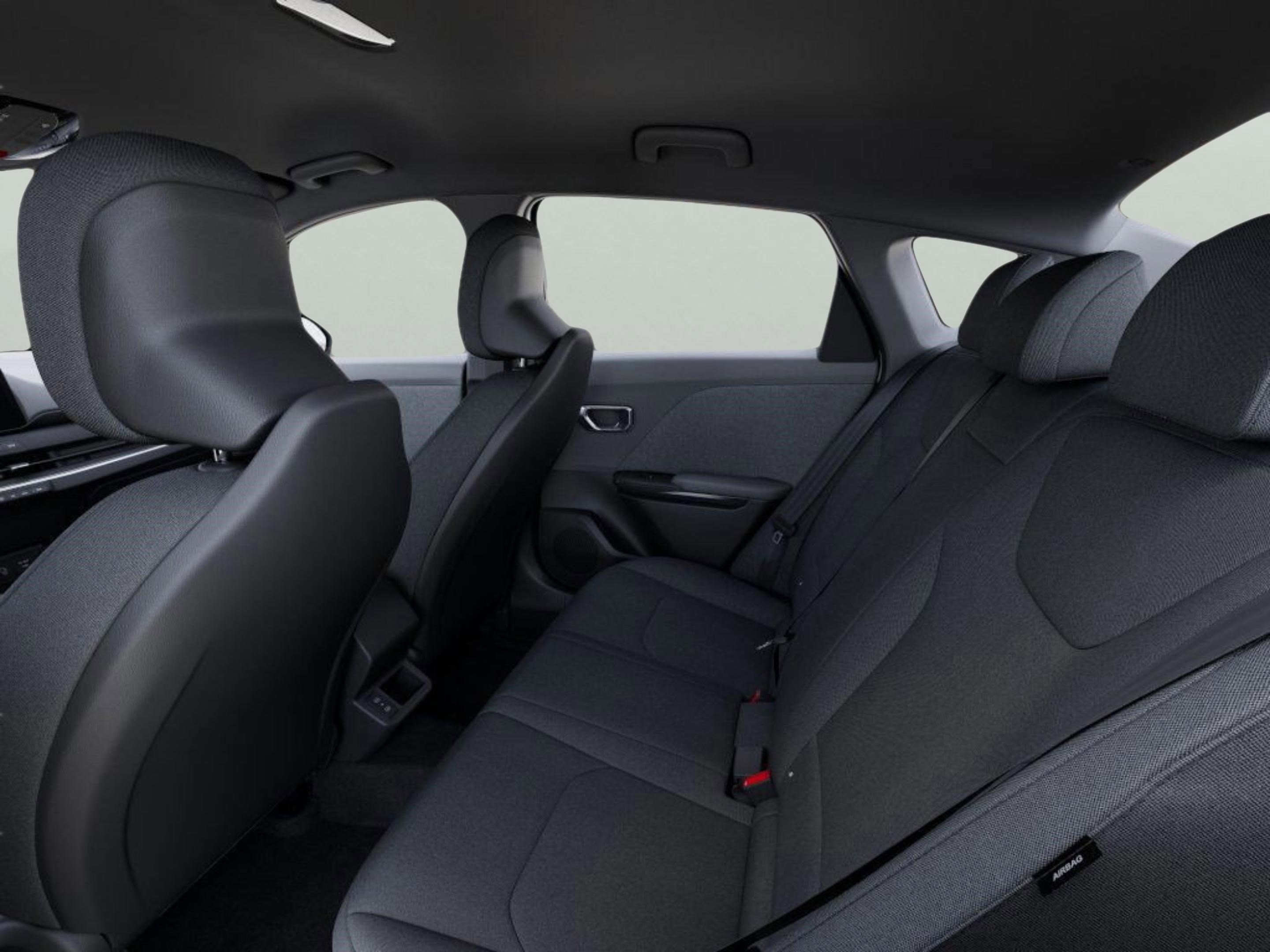 New 2026 Kia K4 LXS image 18