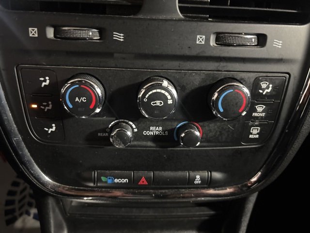 Used 2015 Dodge Grand Caravan SXT w/ Blacktop Package image 29