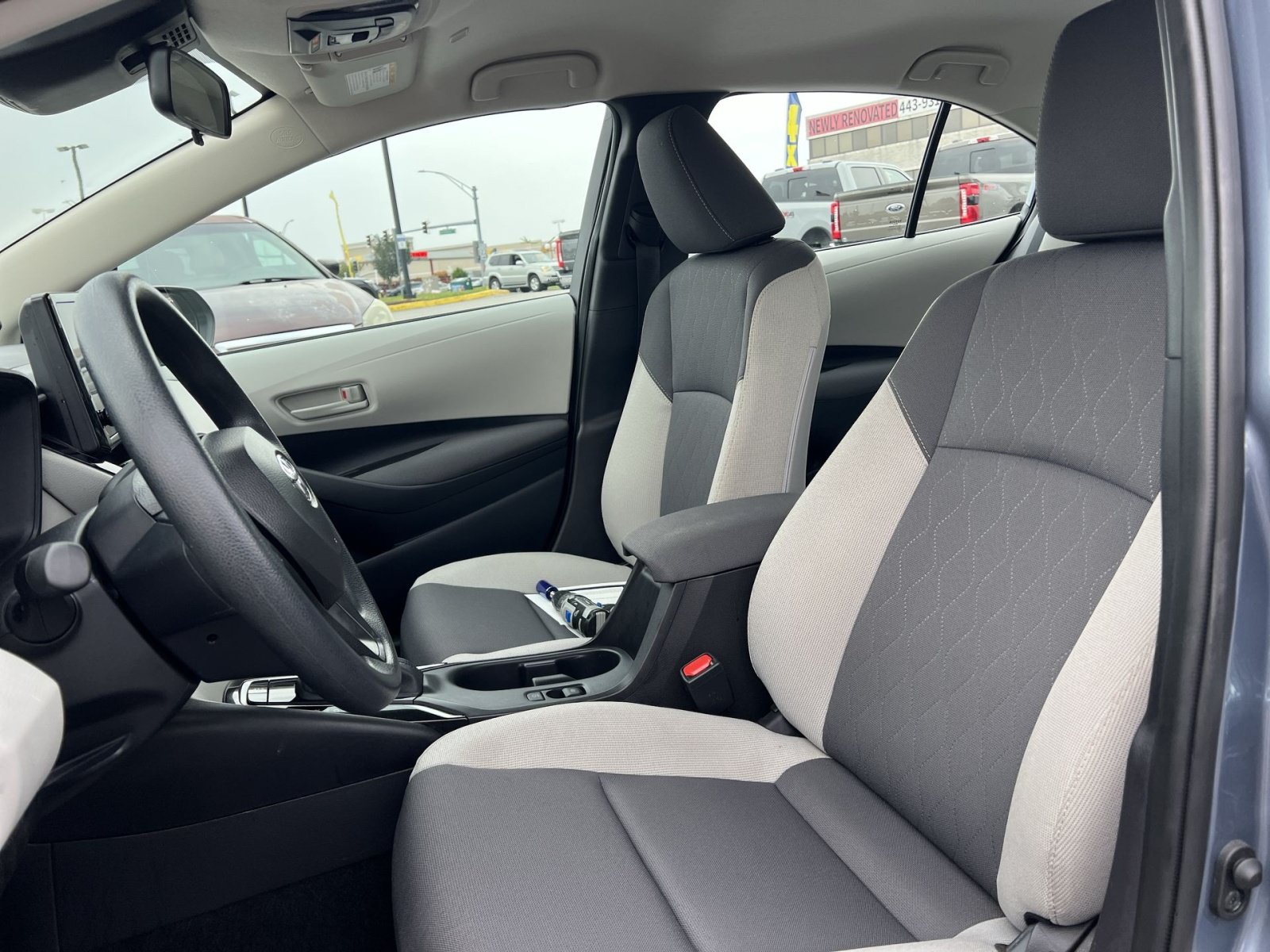Used 2026 Toyota Corolla LE FWD image 13