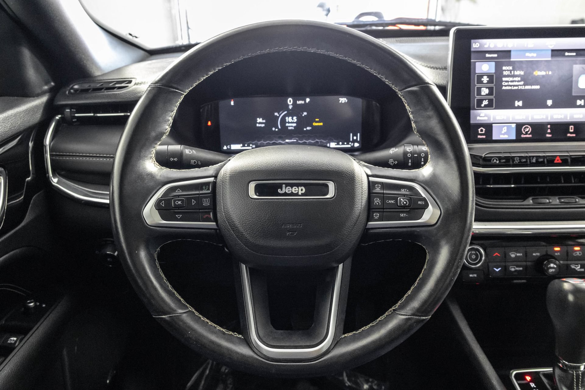Used 2022 Jeep Compass High Altitude AWD/4WD image 29