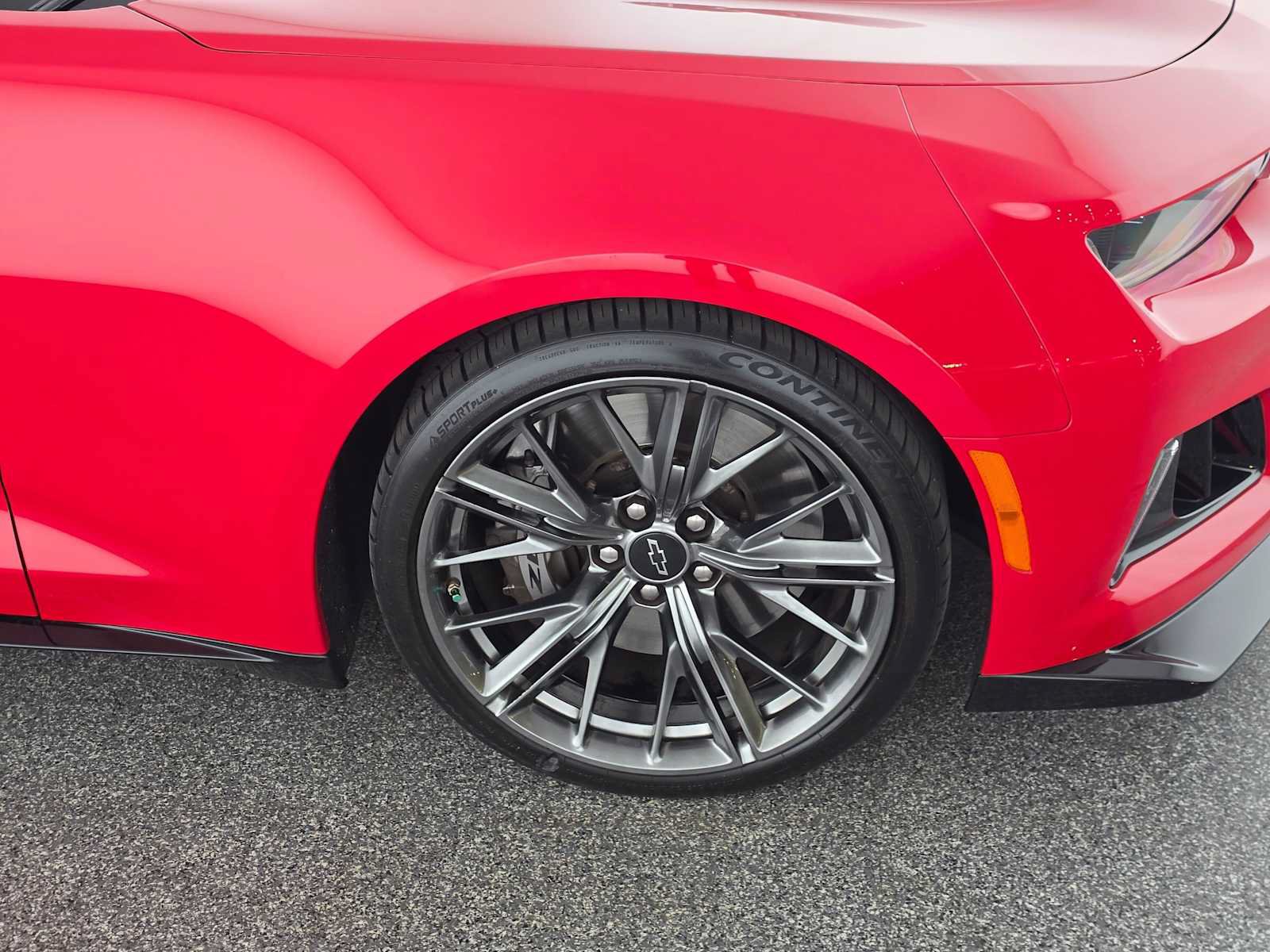 Used 2022 Chevrolet Camaro ZL1 RWD image 9
