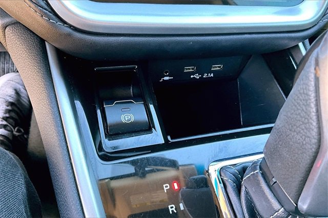 Used 2022 Subaru Outback Limited image 26