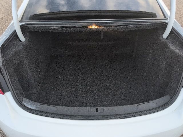 Used 2019 Chevrolet Impala LT image 19